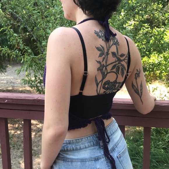 Handmade crochet crop top - Picture 2 of 4